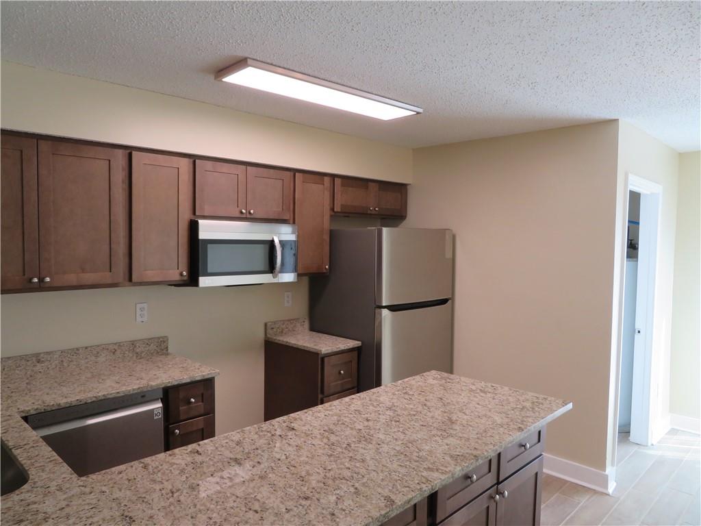 2921 INDIANA AVENUE- UNIT 3