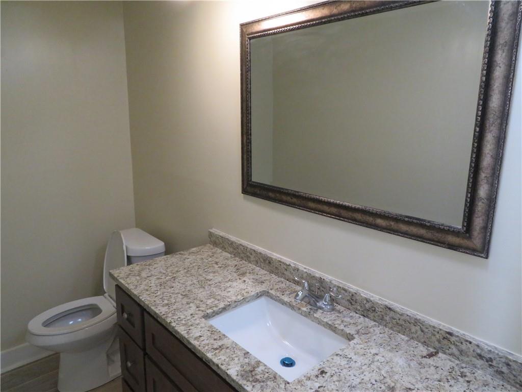 2921 INDIANA AVENUE- UNIT 3