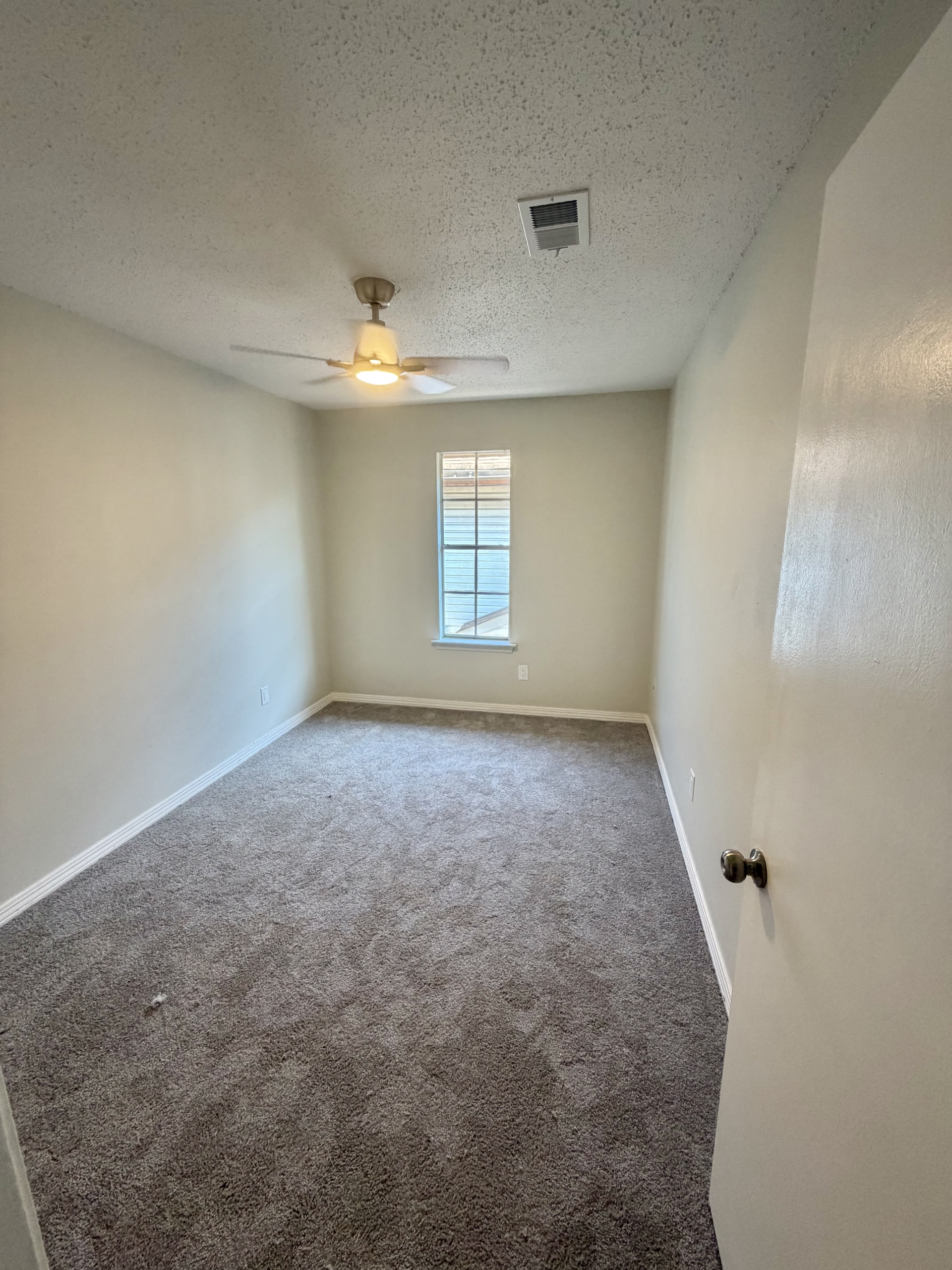 2900 ILLINOIS AVENUE – UNIT B