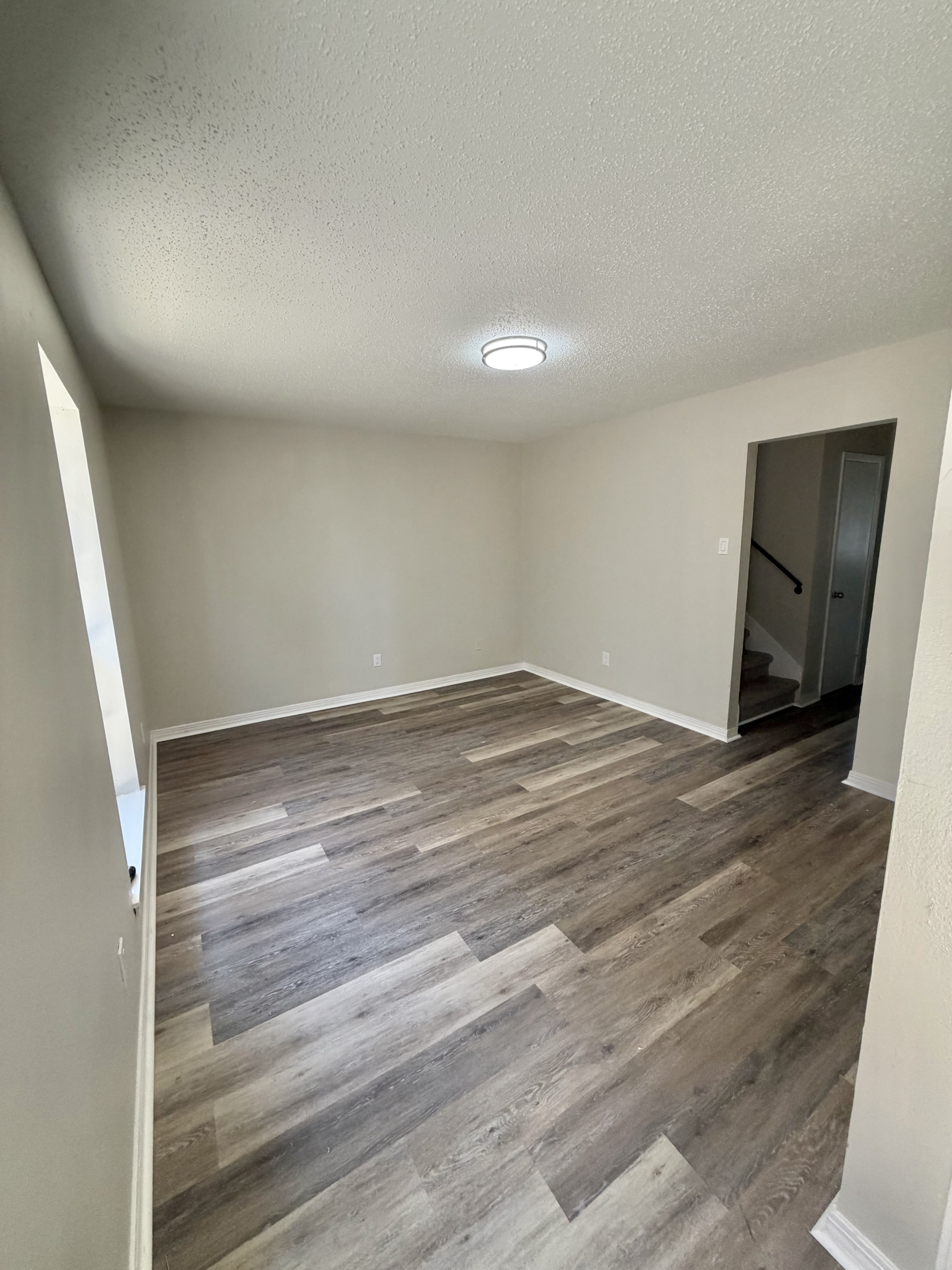 2900 ILLINOIS AVENUE – UNIT B