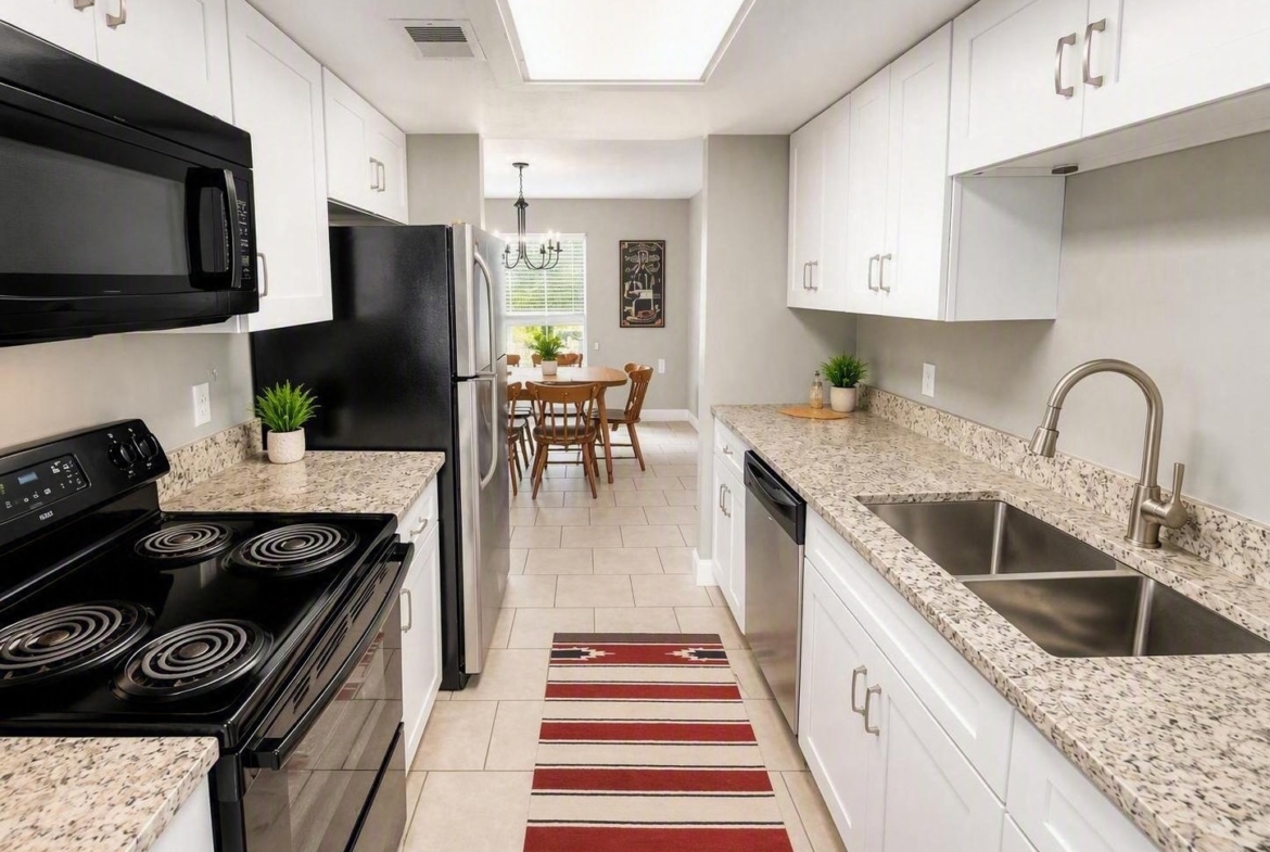 207 Parkview Blvd